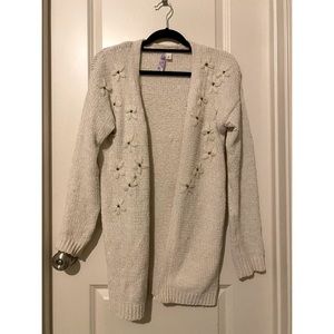 Alya Cream White Cardigan with Embroidered Flowers
